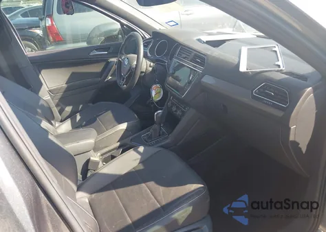 2021 Volkswagen Tiguan 2.0T Se/2.0T Se R-Line Black/2.0T Sel from USA, damaged, VIN 3VV3B7AX5MM007669